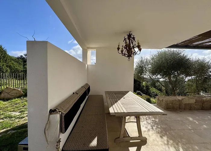 D'architecte A Abbartello, Vue Et Acces Villa