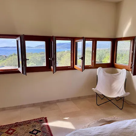 D'architecte à Abbartello, Vue Et Accès Olmeto (Corsica)