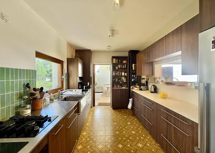 D'architecte A Abbartello, Vue Et Acces * Olmeto